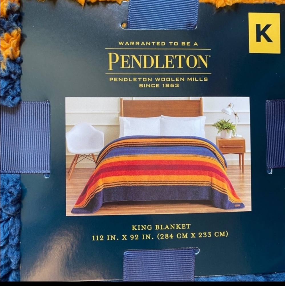 NWT Pendleton sherpa fleece striped king blanket - Picture 8 of 10